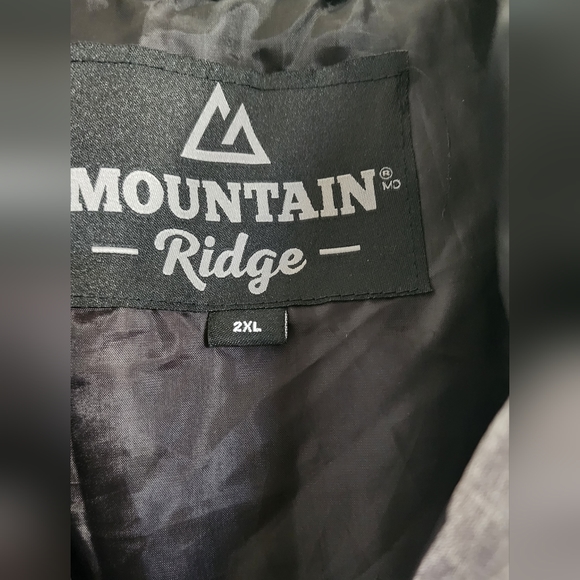 Mountain Ridge Unisex Jacket - Picture 3 of 3